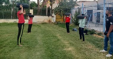 صور.. لجنة من الشباب والرياضة تتفقد الأندية والمراكز بالأقصر 