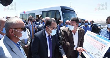 جولة تفقدية لرئيس الوزراء للمحاور والطرق الجديدة بمدينة 6 أكتوبر