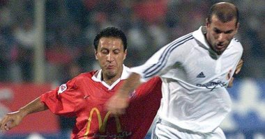 هادى خشبة يستعيد مباراة القرن بين الأهلى وريال مدريد بمطاردة مع زيدان