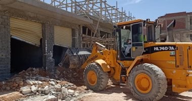 محافظ مطروح: إزالة تعديات على مساحة 3082 فدانا زراعياً و810 ألف م2 مبانى 