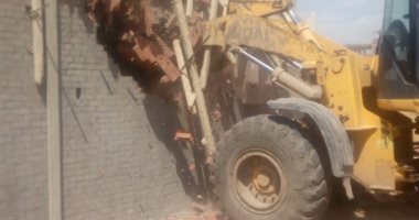 إزالة 3 حالات تعدى على الأراضى الزراعية بمساحة 3 أفدنة بالمحلة