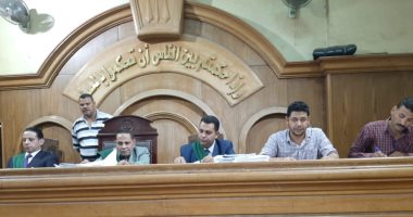 السجن 10 سنوات لبائع ملابس وسائق لحيازتهما هيروين لترويجه بالشرقية