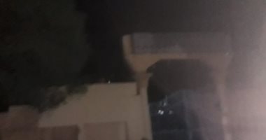 حريق فى مخلفات على طول طريق المسار السياحى غرب الأقصر وقطع الكهرباء