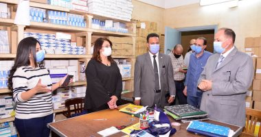 محافظ أسيوط يتفقد مخازن الأدوية ويكلف بفحص وجرد مخزن المستلزمات الطبية