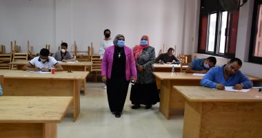 التشديد على الإجراءات الاحترازية بامتحانات جامعة القناة.. صور
