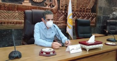 رئيس مدينة المحلة يوجه بتكثيف الأعمال فى القطاعات الخدمية وإعادة تأهيل الطرق