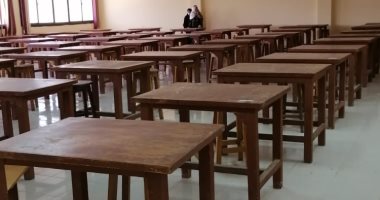 كلية الهندسة بجامعة الفيوم تستعد لامتحانات الفرقة الرابعة.. صور