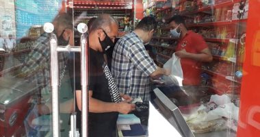 صور.. ضبط مخالفات فى حملة بيئية مكبرة وتوجيه إنذارات للمخالفين شرق الإسكندرية