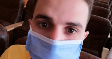 "السيد" يشارك صورته بالكمامة خلال أدائه الامتحانات بكلية الهندسة