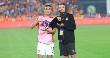 مهاجم الزمالك يهنئ طاهر طاهر بانضمامه للأهلى: "ألف مليون مبروك"