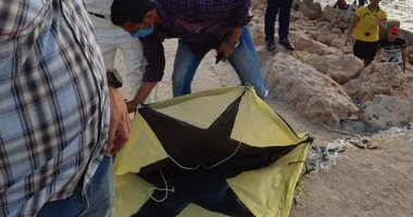 صور.. الإسكندرية تشن حملات مكثفة لمنع الطائرات الورقية من الكورنيش