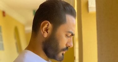تامر حسنى بعد 3 أيام تصوير "مش أنا": " بعمل أهم أفلام حياتى "