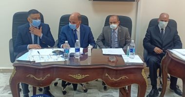 تقدم 13مرشحا لانتخابات الشيوخ بأوراق ترشحهم بمحكمة قنا