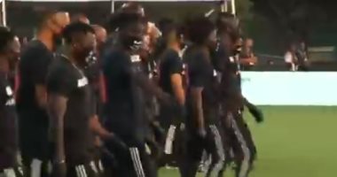 تكريما لـ جورج فلويد.. رسالة قوية من اللاعبين عقب عودة الدوري الأمريكي