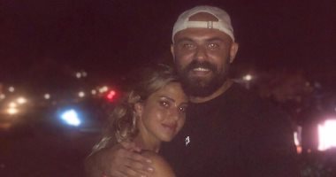 زوجة أحمد صلاح حسني تهنئه بعيد ميلاده برسالة غزل وأحضان