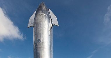 SpaceX تطلق عشرات الأقمار الصناعية في رحلة فضائية