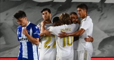 أهداف الجمعة.. ريال مدريد يسجل ثنائية في شباك ألافيس