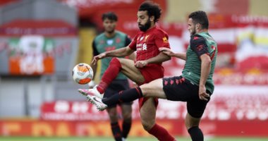 محمد صلاح ملك الخدع السحرية فى الدوري الإنجليزي.. فيديو 