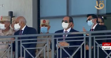الرئيس السيسي يجرى جولة تفقدية للمرحلة الثالثة بالأسمرات