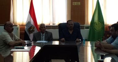 "تجارية الإسماعيلية" تناقش برنامج القوى العاملة للعمالة الغير منتظمة.. صور