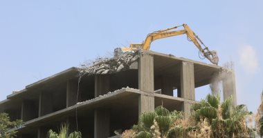 محافظ المنوفية يحيل مسئولى الإدارة الهندسية بحى شرق شبين الكوم للنيابة العامة