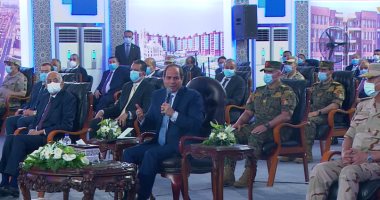 السيسى للمصريين: "كل مواطن فى مصر هيطلب شقة هنديهاله"