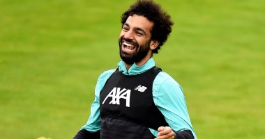 محمد صلاح على رأس القائمة المرشحة لجائزة الكرة الذهبية 2020 