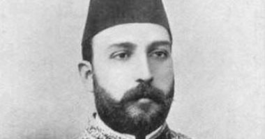 سعيد الشحات يكتب: ذات يوم..13سبتمبر 1882الخديو توفيق يتلقى تلغرافا فى قصر رأس التين بهزيمة عرابى فى التل الكبير واحتلال مصر وأجانب يقذفون قبعاتهم أمامه ابتهاجا