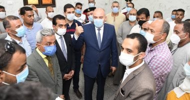 محافظ قنا يتفقد عددا من المنشآت الطبية بقوص