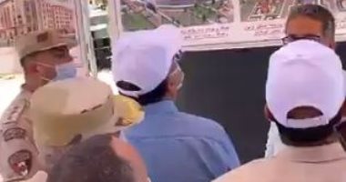 رئيس الوزراء يستمع لشرح تفصيلى لخطة تطوير السوق السياحى فى أسوان.. فيديو