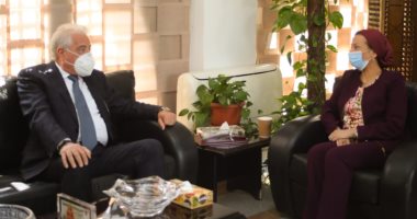 وزيرة البيئة ومحافظ جنوب سيناء يحددان اشتراطات الأنشطة السياحية بالمحميات البحرية