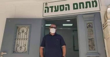 مستوطن يهودى يبنى كافتيريا بالمسجد الإبراهيمى تحت حماية قوات الاحتلال.. صور