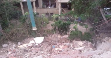 شكوى من تهدم أسوار نادى كوم الدكة بمحافظة الإسكندرية