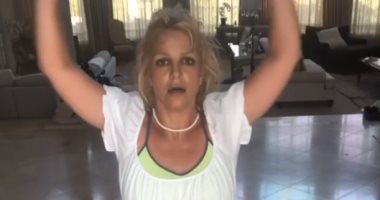بريتنى سبيرز تكشف عن أغنيتها المفضلة لريهانا بفيديو راقص