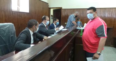 لجنة انتخابات "مجلس الشيوخ" تستقبل أوراق 9 مرشحين بأسوان