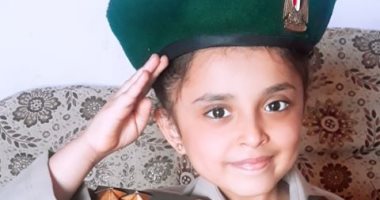 كلنا جيش مصر.. "جنى" أصغر طفلة تشارك بالزى العسكرى فى حب مصر