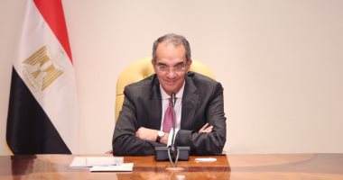 وزير الاتصالات: تنفيذ 11 مشروع للتحول الرقمى بالجامعات قريبا 