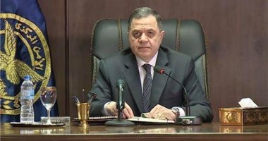 وزير الداخلية يوجه بحسن معاملة المواطنين ومراعاة البعد الإنسانى بالانتخابات