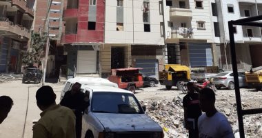  حملة لإزالة برج مخالف فى منطقة الغشام بالزقازيق .. صور 