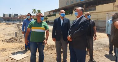 محافظ القاهرة: توسعة شارعى جسر السويس وأبو زهرة لاستيعاب الكثافات المرورية.. صور