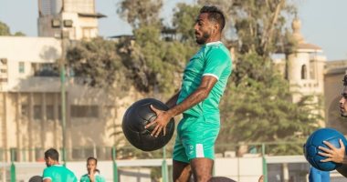 كهربا "بيطير" فى تدريبات الأهلى استعدادا لاستئناف الدورى