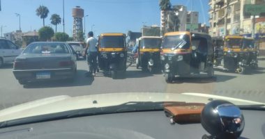 شكوى من الفوضى المرورية بسبب التكاتك فى المنصورة بمحافظة الدقهلية
