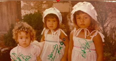 حلا وهنا ورشا شيحة يستعيدون ذكريات الماضى بصورة من الطفولة