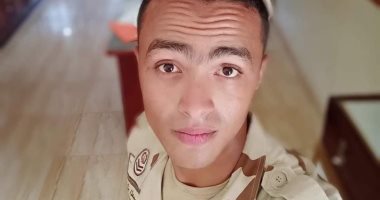 كلنا جيش مصر.. "أحمد" من الشرقية يشارك صورته بالزى العسكرى