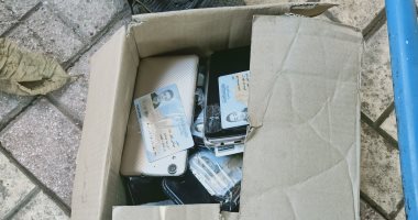 سحب التليفونات من طلاب الثانوية العامة في لجان قصر الدوبارة بالسيدة زينب