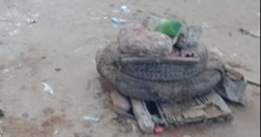 قارئ يشكو وجود بلاعات صرف الصحى بدون غطاء بكفر سعد فى دمياط