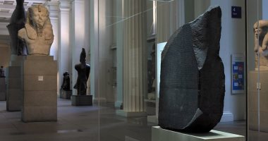 ما المكتوب على حجر رشيد وترجمة الخطوط الثلاثة بعد 221 عاما على الاكتشاف؟