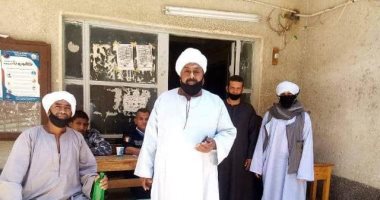 صور.. مدير رعاية الطلاب بـ"الأقصر الأزهرية" يتفقد لجان امتحانات الجبر