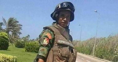 كلنا جيش مصر.. "فتحى" يشارك صورته بالزى العسكرى خلال فترة تجنيده
