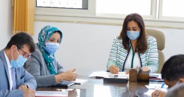 محافظ دمياط تبحث مع شركات المنطقة الحرة تحقيق أعلى معدلات السلامة البيئية